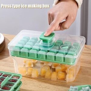 One-Press Ice Cube Tray with BPA-free lid and 68 compartments